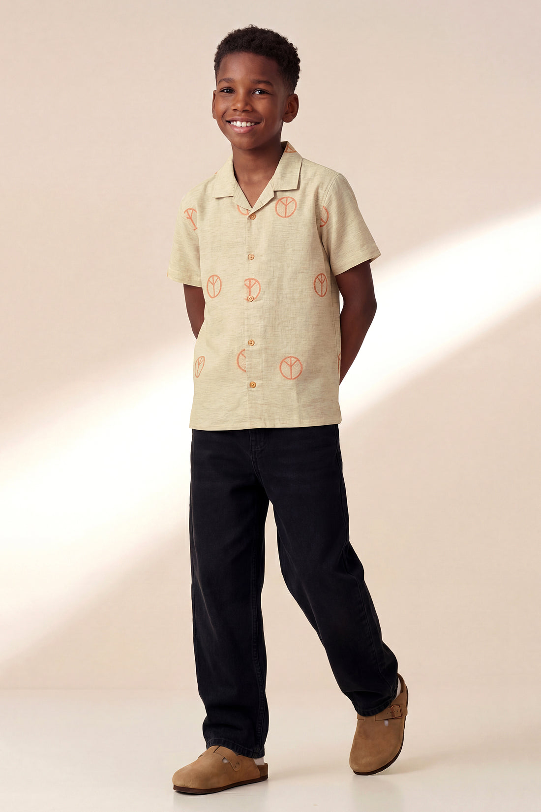 Boys' Peace Sign Jacquard Short Sleeve Resort Shirt in Sand/Orange