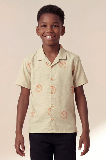 Boys' Peace Sign Jacquard Short Sleeve Resort Shirt in Sand/Orange